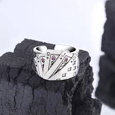 Anillo cartas de poker